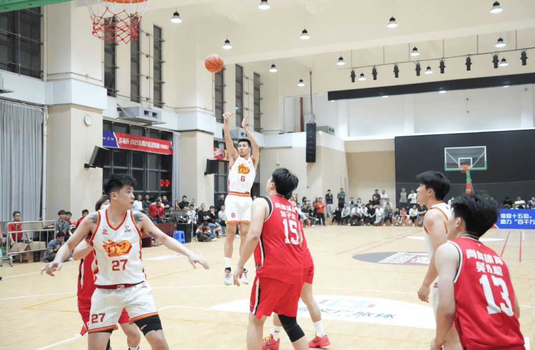 热门篮球联赛再度点燃热血战斗，场面激烈的简单介绍