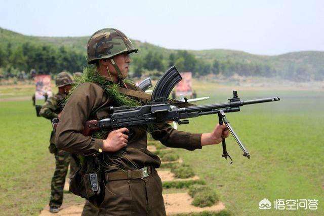 包含捷克选手在射击项目中争霸一决高低的词条