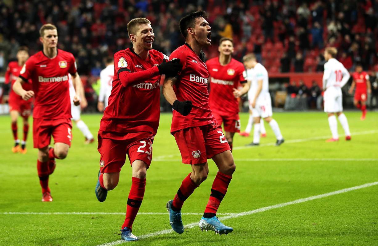 法兰克福主场惨败,德甲欧战资格岌岌可危的简单介绍 法兰克福主场惨败,德甲欧战资格岌岌可危的简单介绍