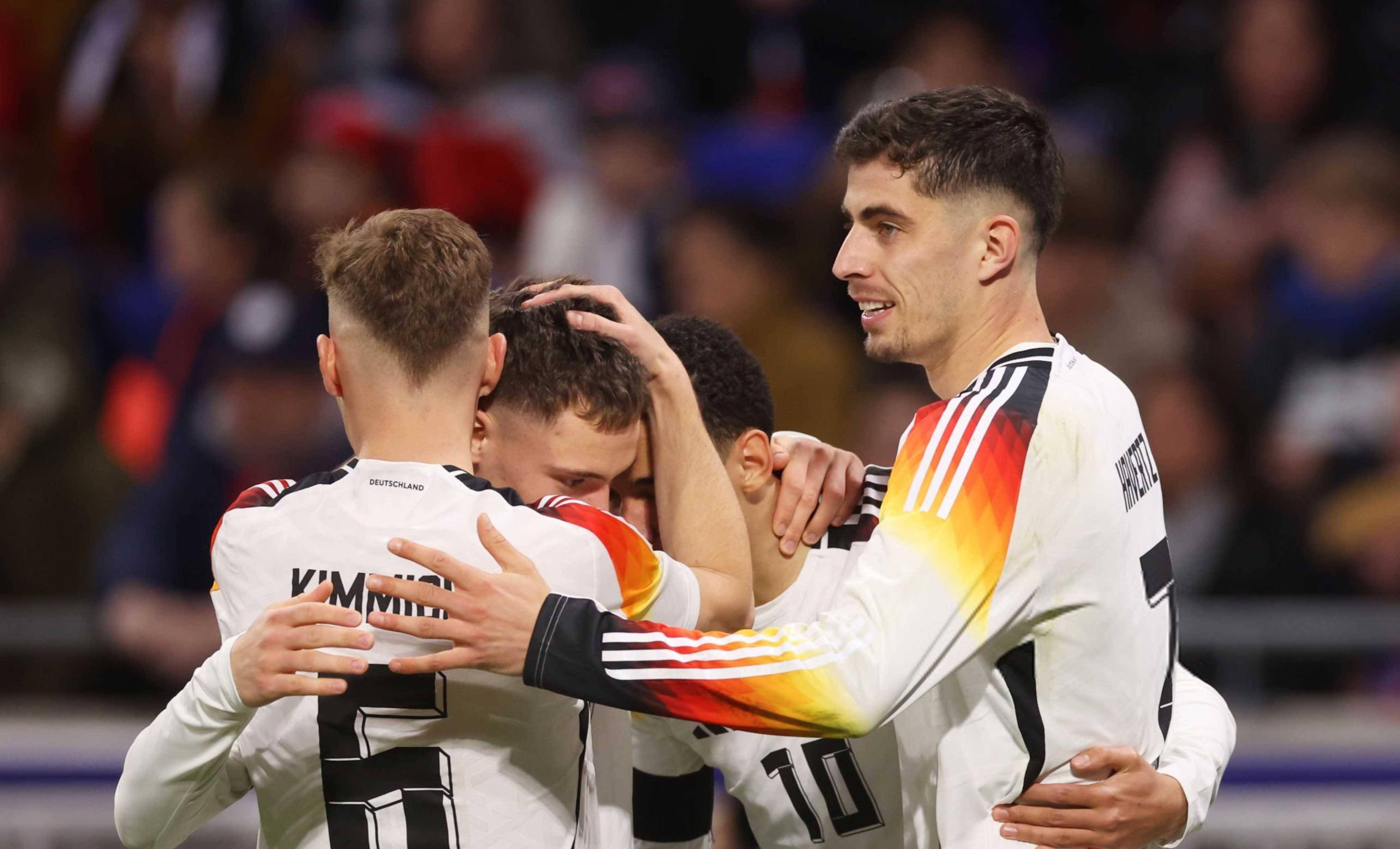 马赛队在比赛中表现出色,双杀对手 马赛队在比赛中表现出色,双杀对手