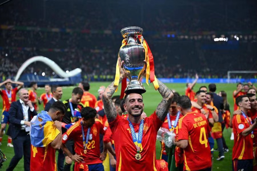 西班牙豪取四连胜，夺得关键胜利！