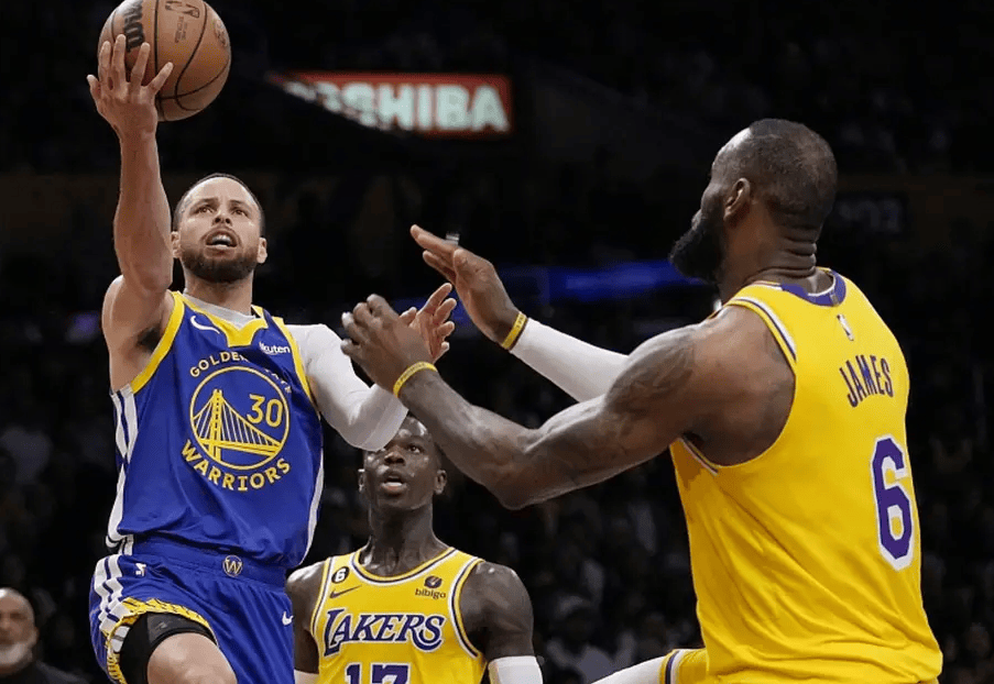 关于勇士主场大胜湖人，斯蒂芬库里狂砍38分！的信息