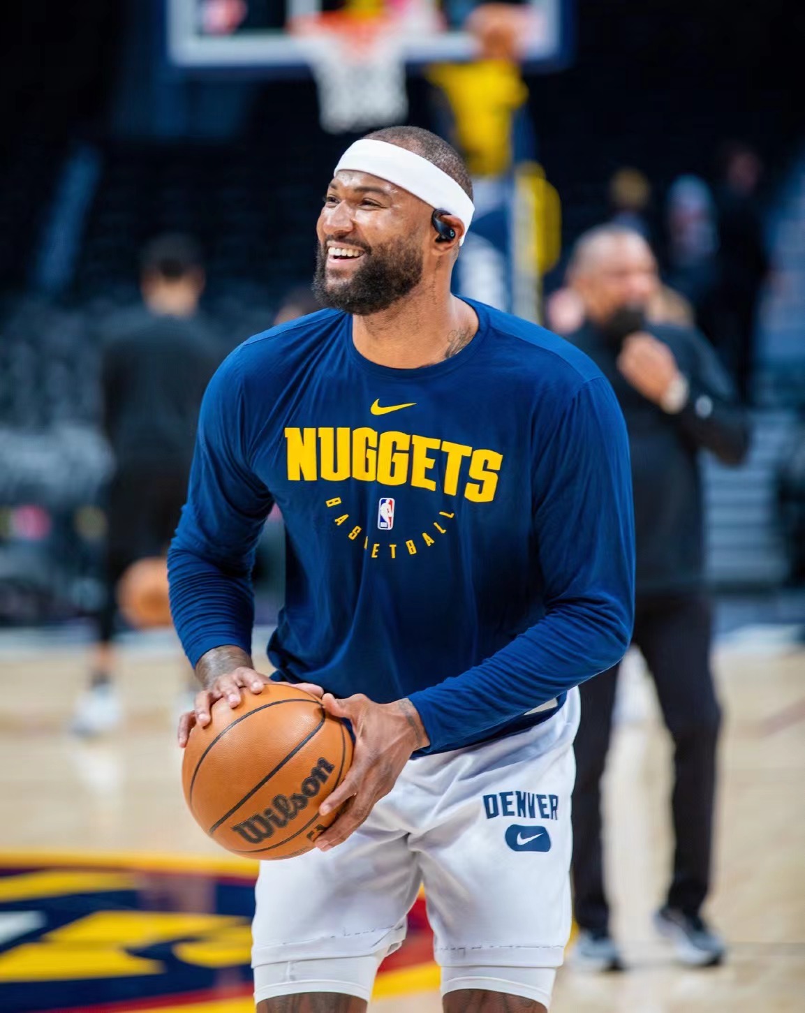 考辛斯重返球场