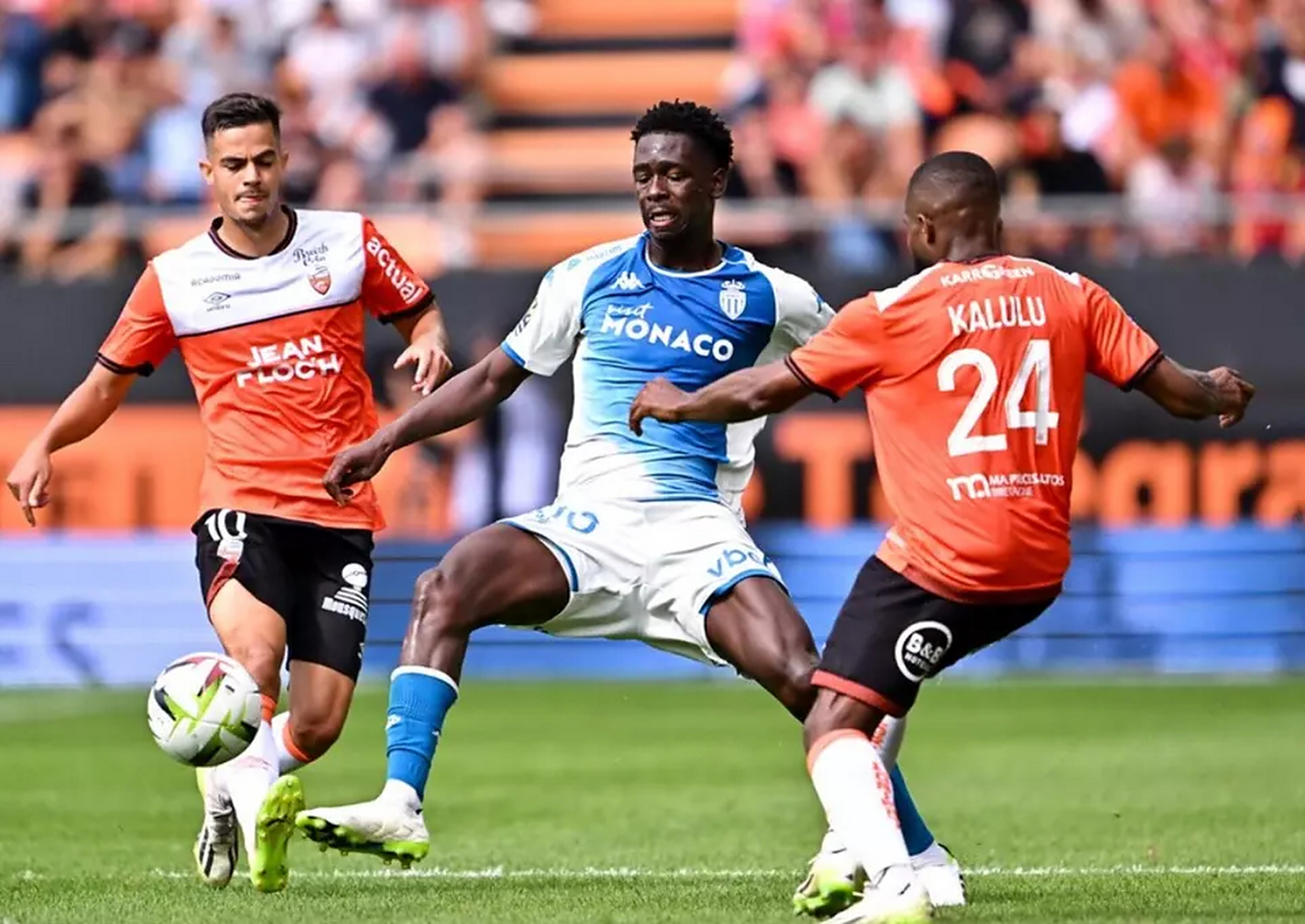 摩纳哥主场不敌甘冈，遭遇联赛失利
