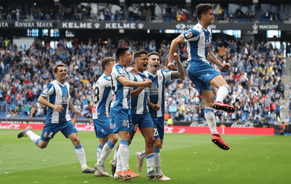 包含马洛卡客场惨败，遭遇连败困境难以摆脱的词条